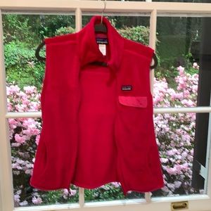 Women’s Patagonia Vest in Hot Pink